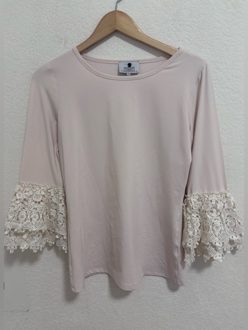 Dainty Jewells long sleeve lace bell sleeve top